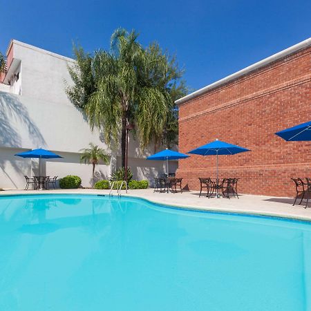 Wyndham Garden Monterrey Norte San Nicolás de los Garzas Dış mekan fotoğraf