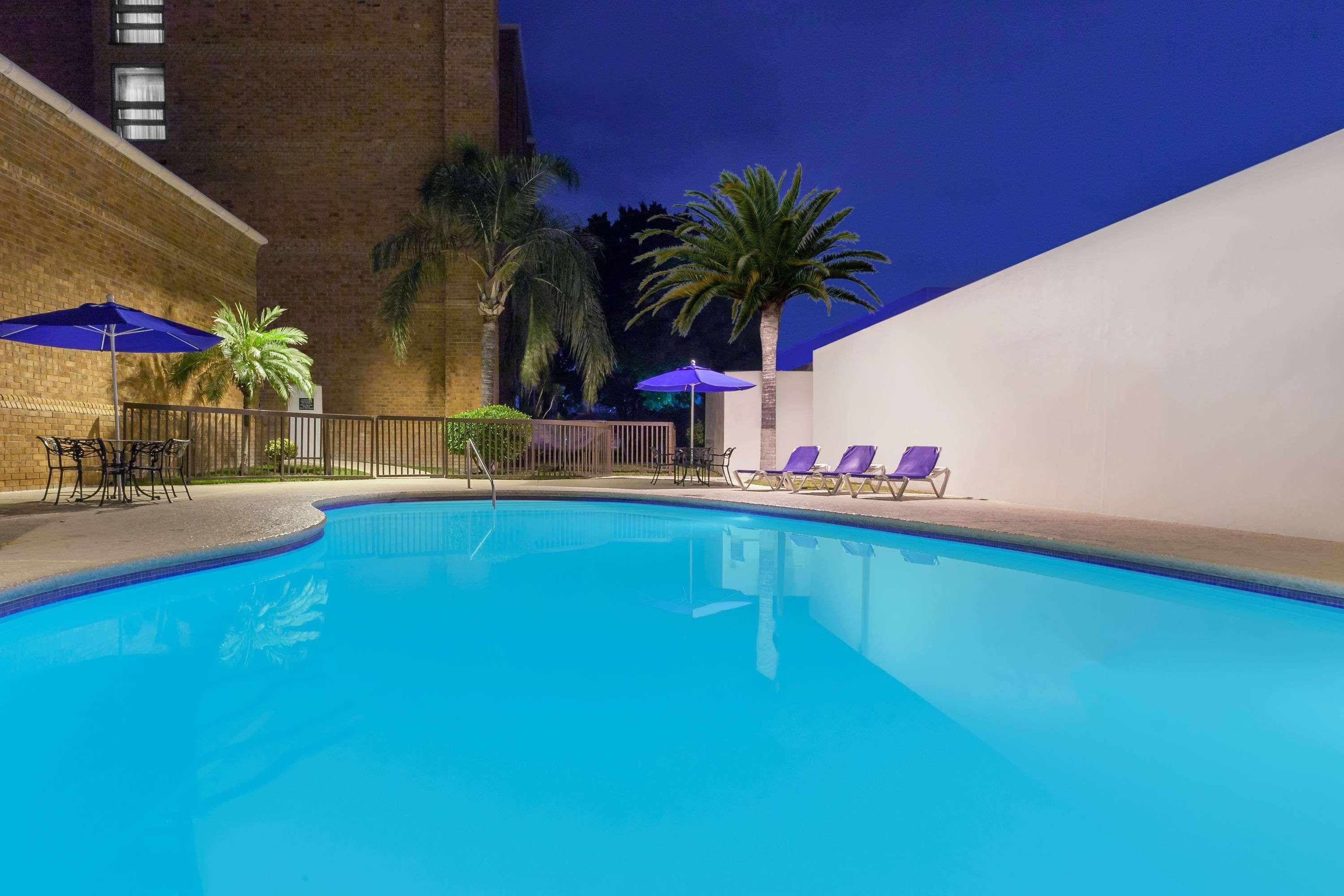 Wyndham Garden Monterrey Norte San Nicolás de los Garzas Dış mekan fotoğraf
